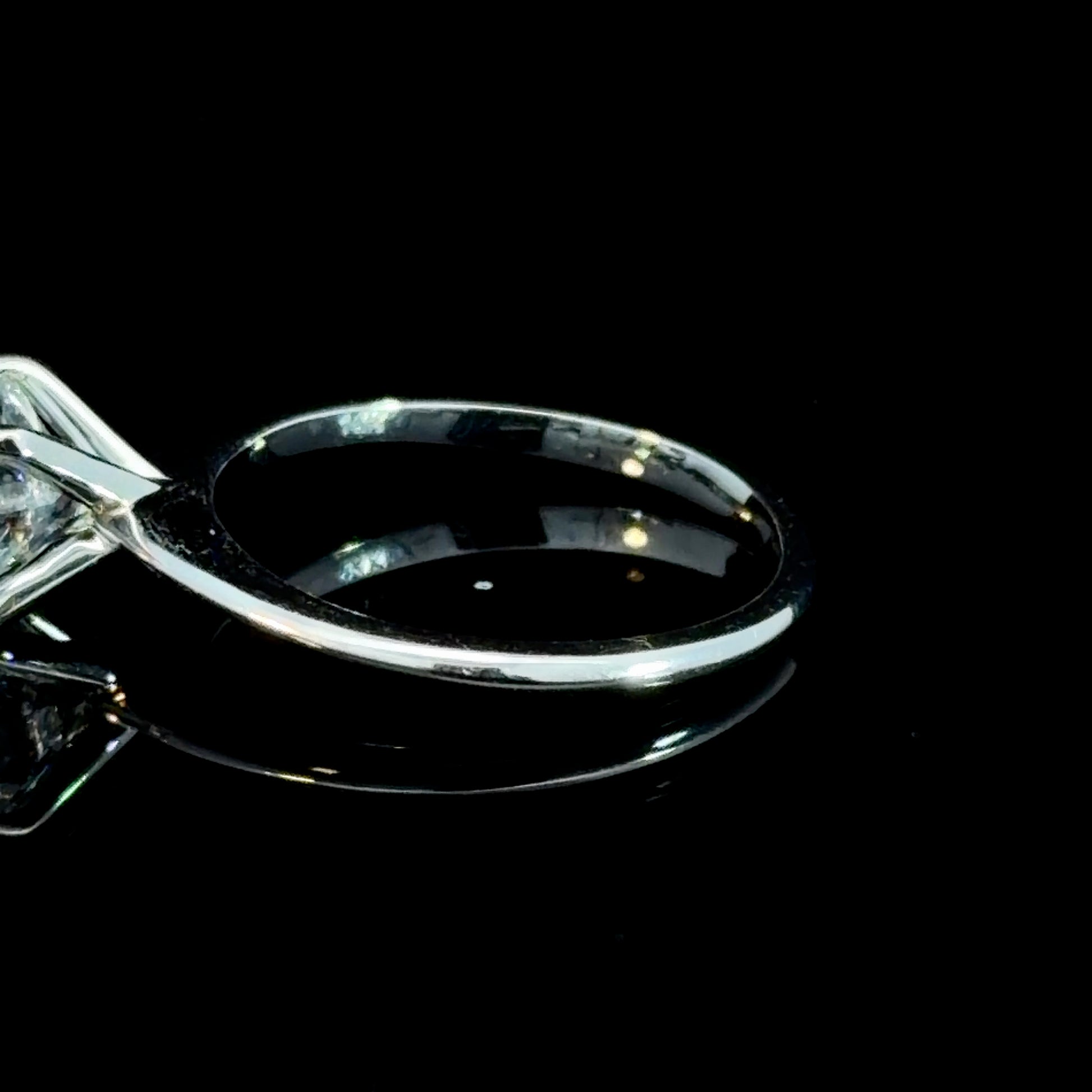 1.5CT Classic Diamond Solitaire Ring - White Gold