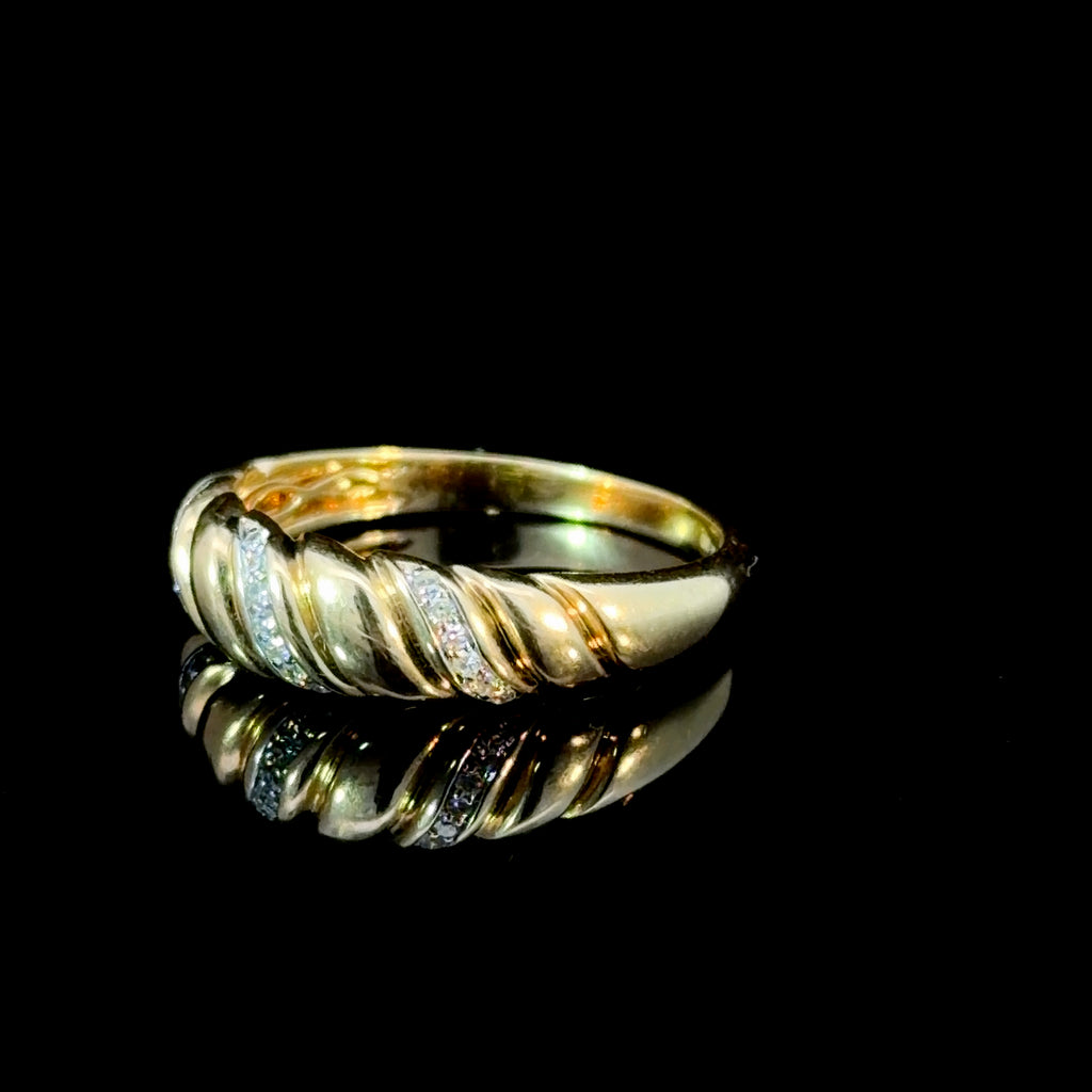 Twist Dome Diamond Band