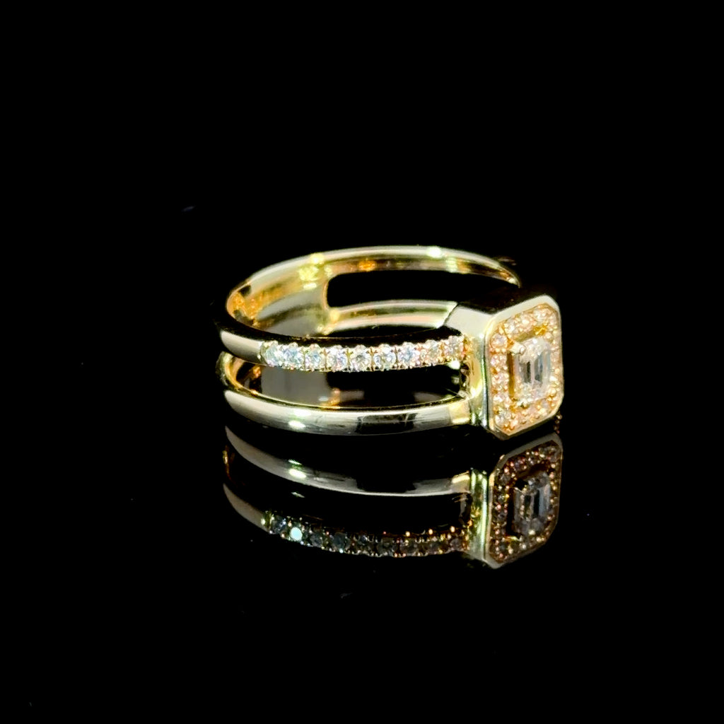 Emeral Halo Double Band Ring