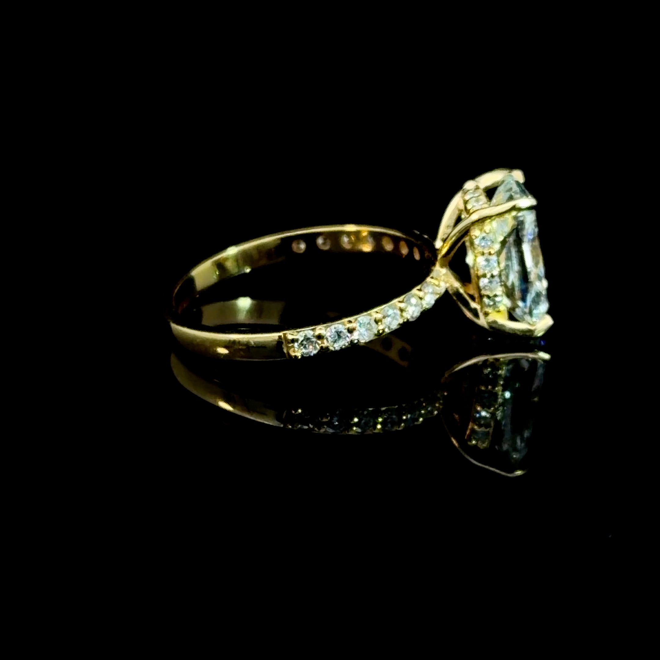 3.07ct Elongated Cushion Cut - F VS2