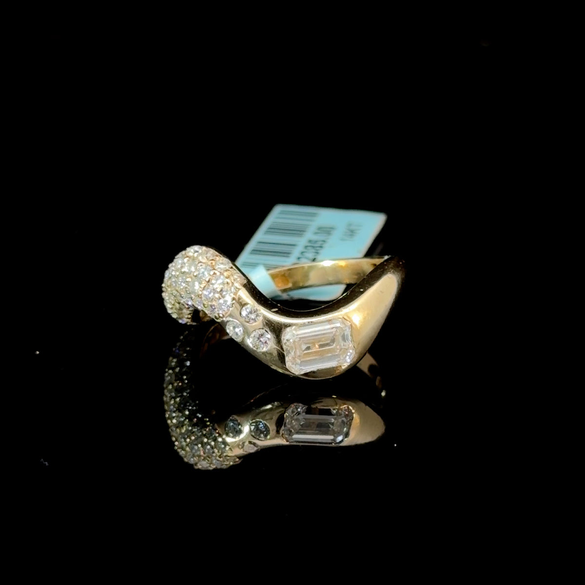 1.50ct Emerald Cut Lab Diamond Wave Pavé Ring