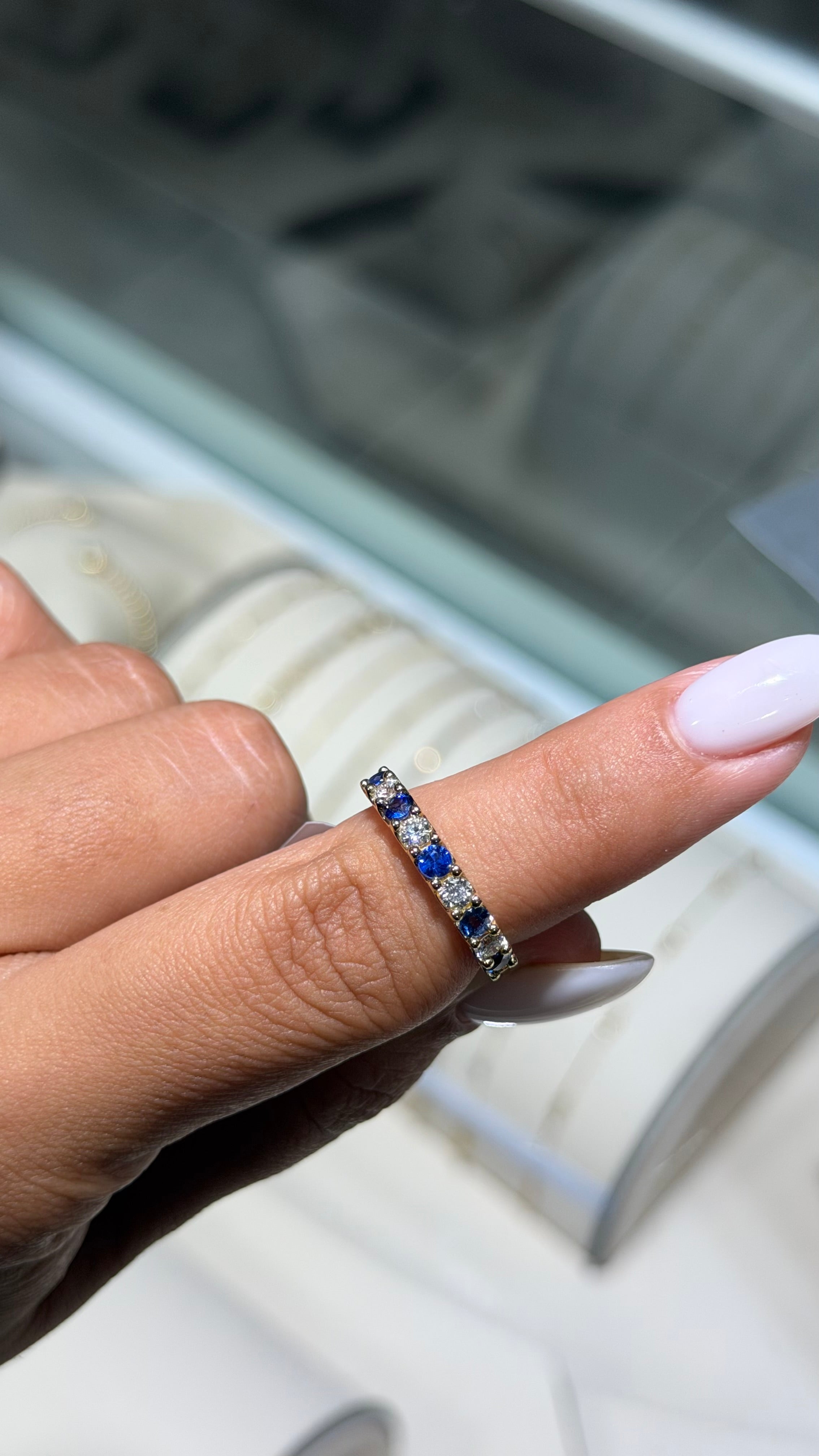 1.13ct Alternating Natural Sapphire & Diamond Band