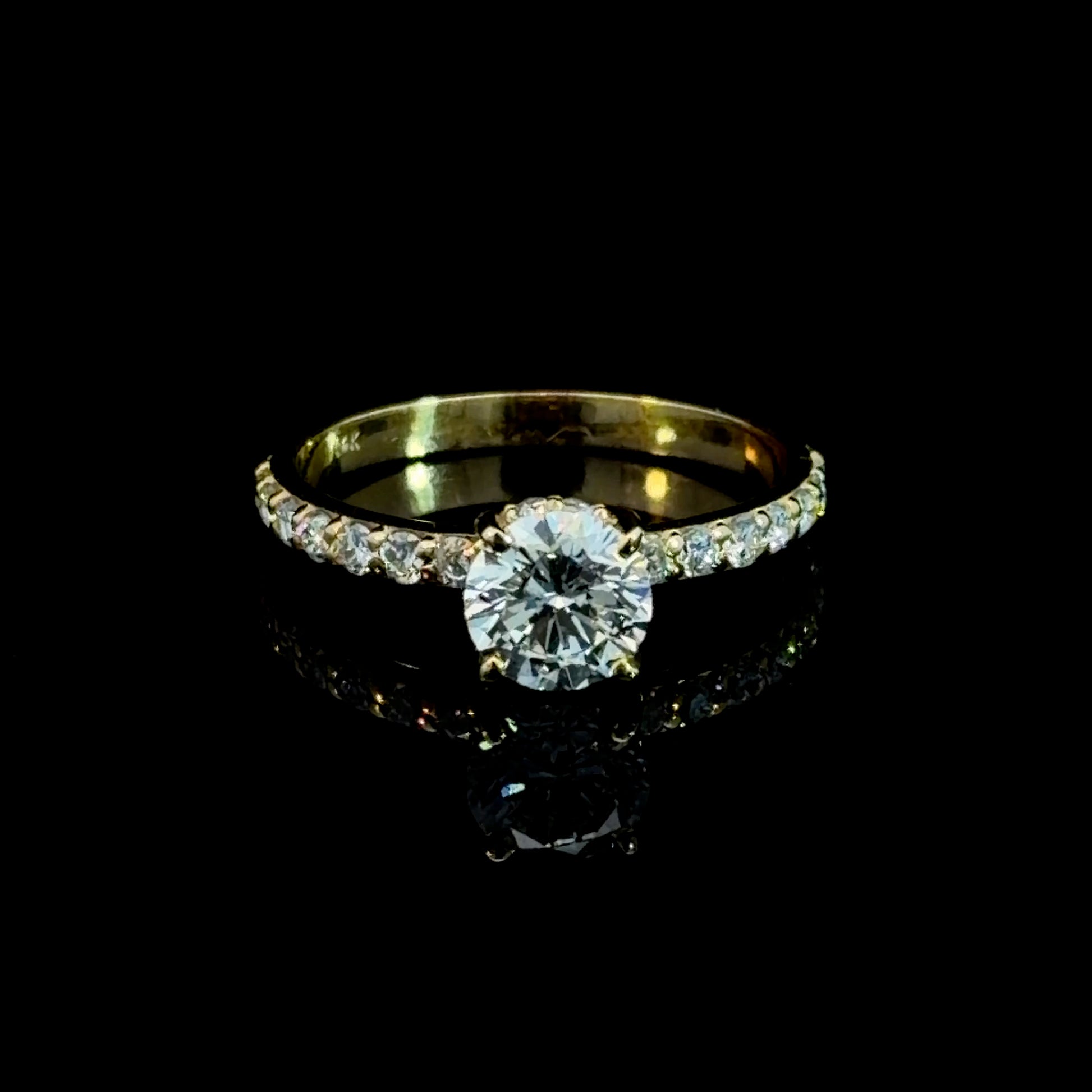 Classic Round Brilliant 1.45 CT Lab Diamond Engagement Ring