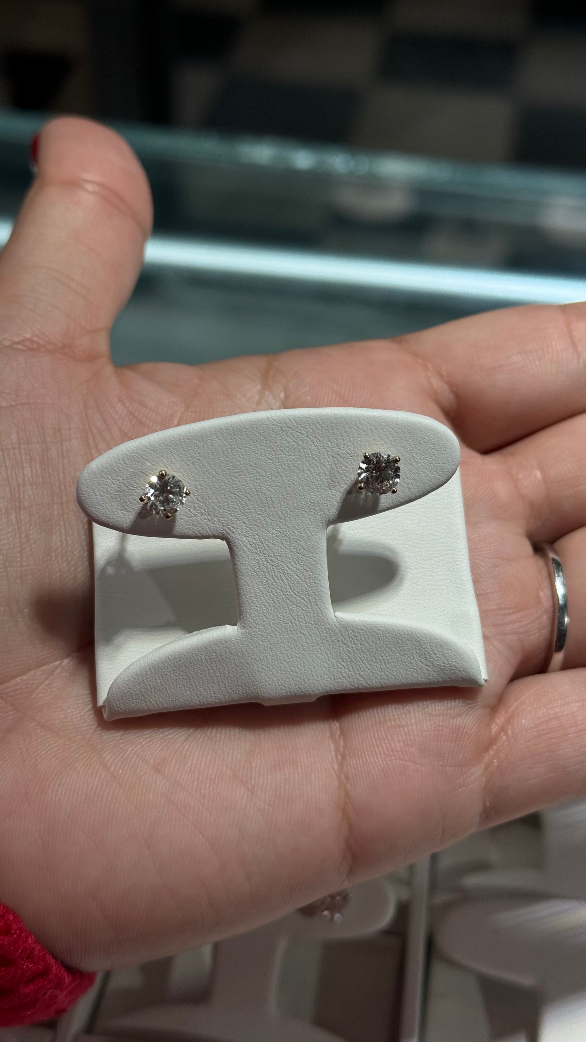 1.28CTW Round Lab Diamond Studs