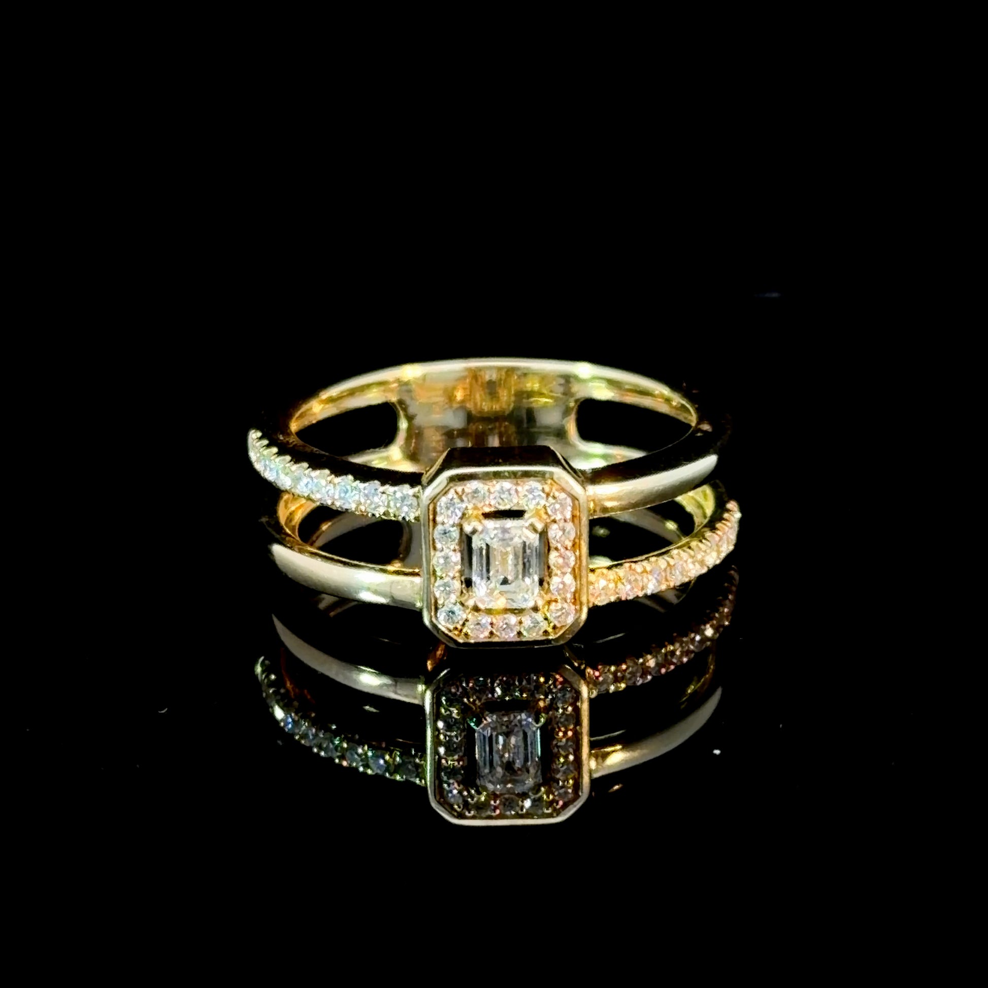 Emeral Halo Double Band Ring