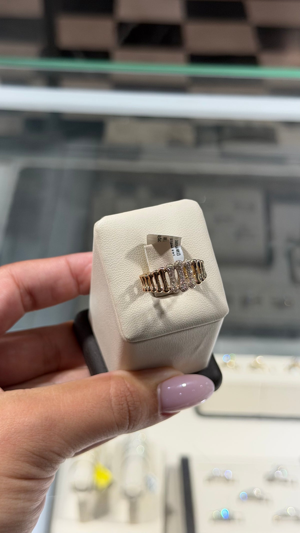 14K Gold Openwork Diamond Band Ring