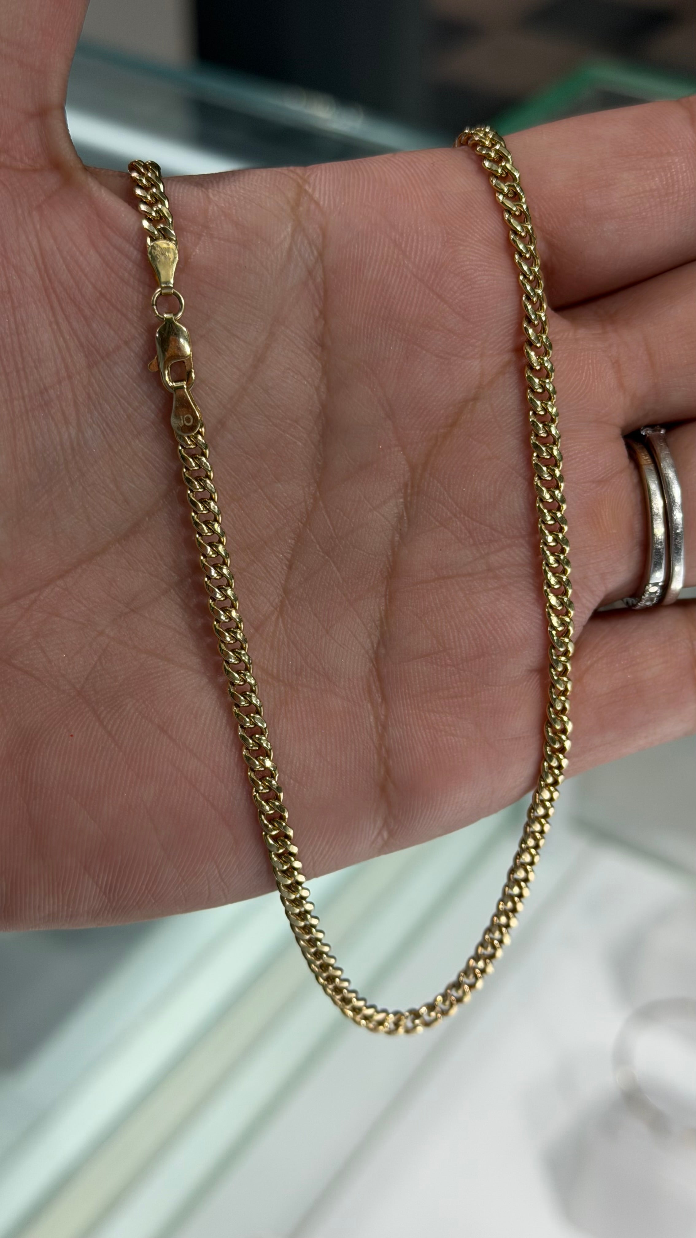 Cuban Chain - 10k Gold