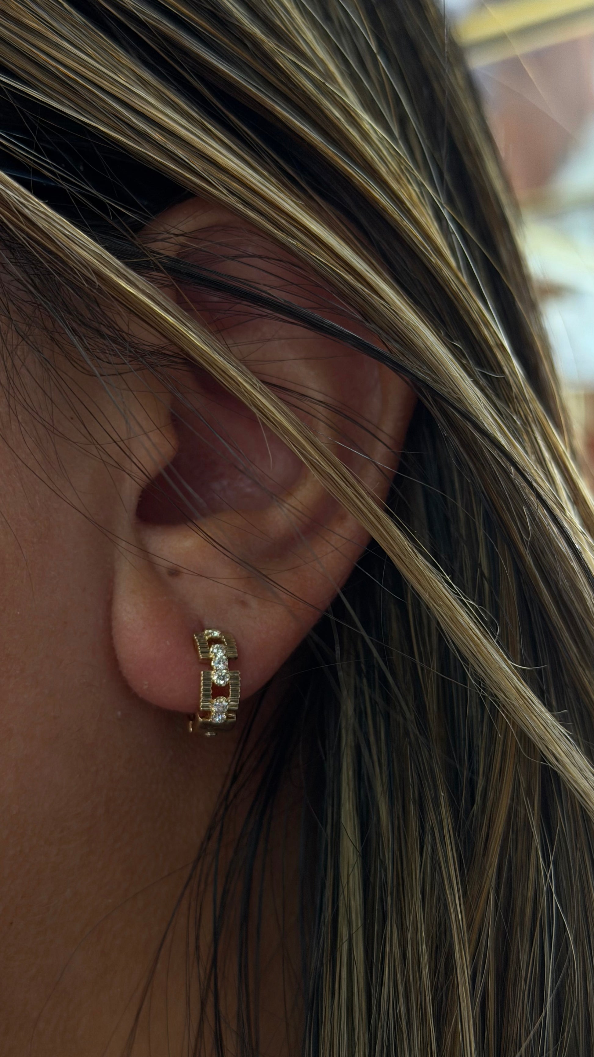 Textured Diamond Bar Huggies