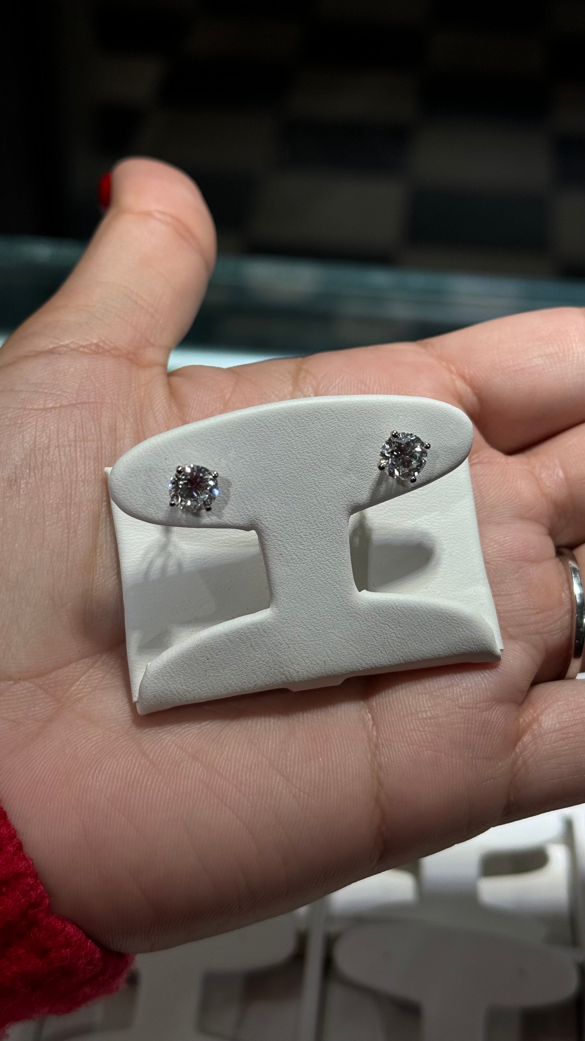 2.53CTW Round Lab Diamond Studs