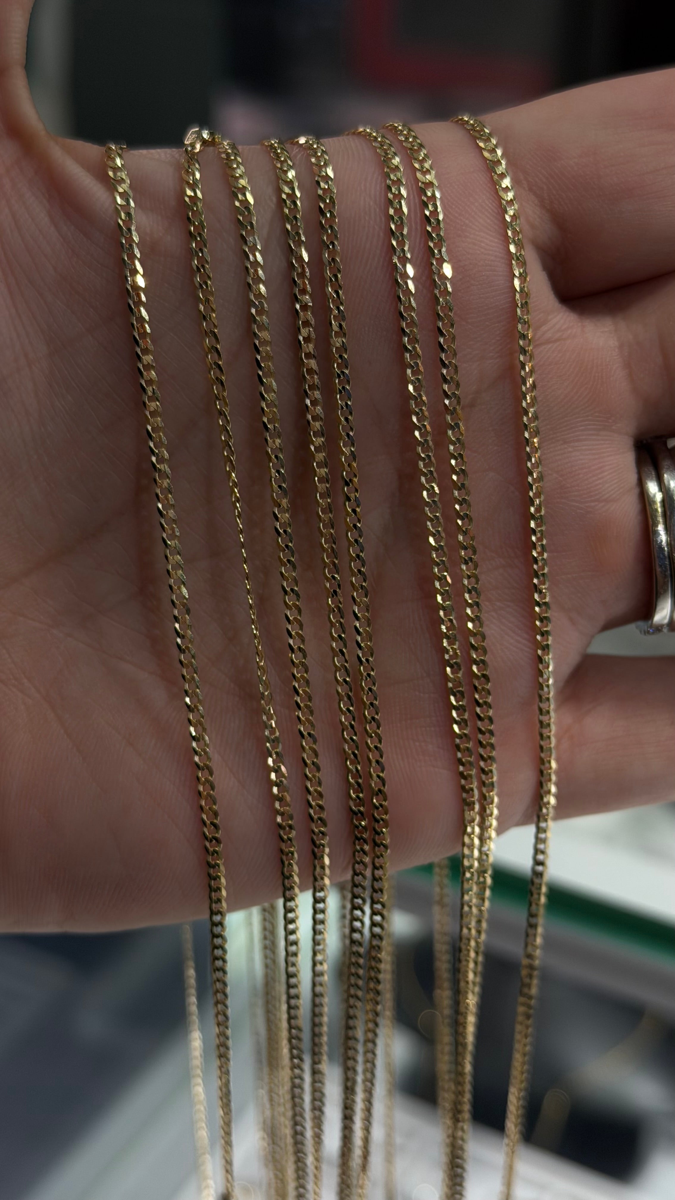 Solid Flat Cuban Chain - 10k Gold
