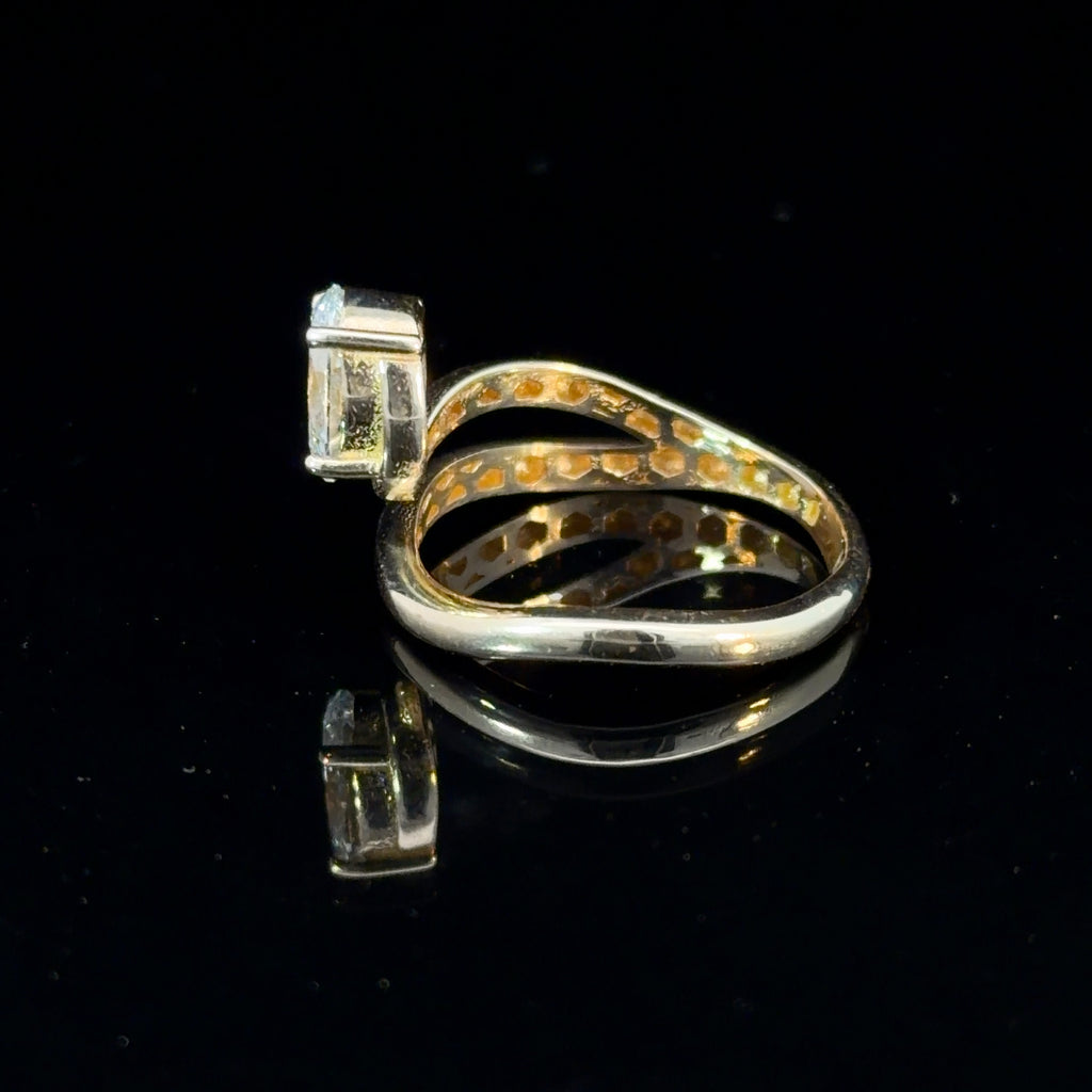 1.60ct Oval-cut Lab Diamond in 14k Gold