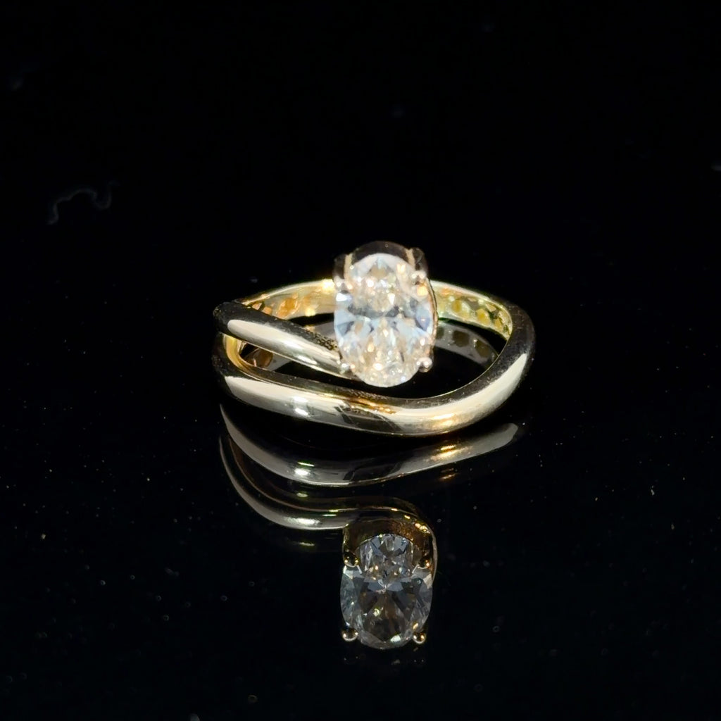 1.60ct Oval-cut Lab Diamond in 14k Gold