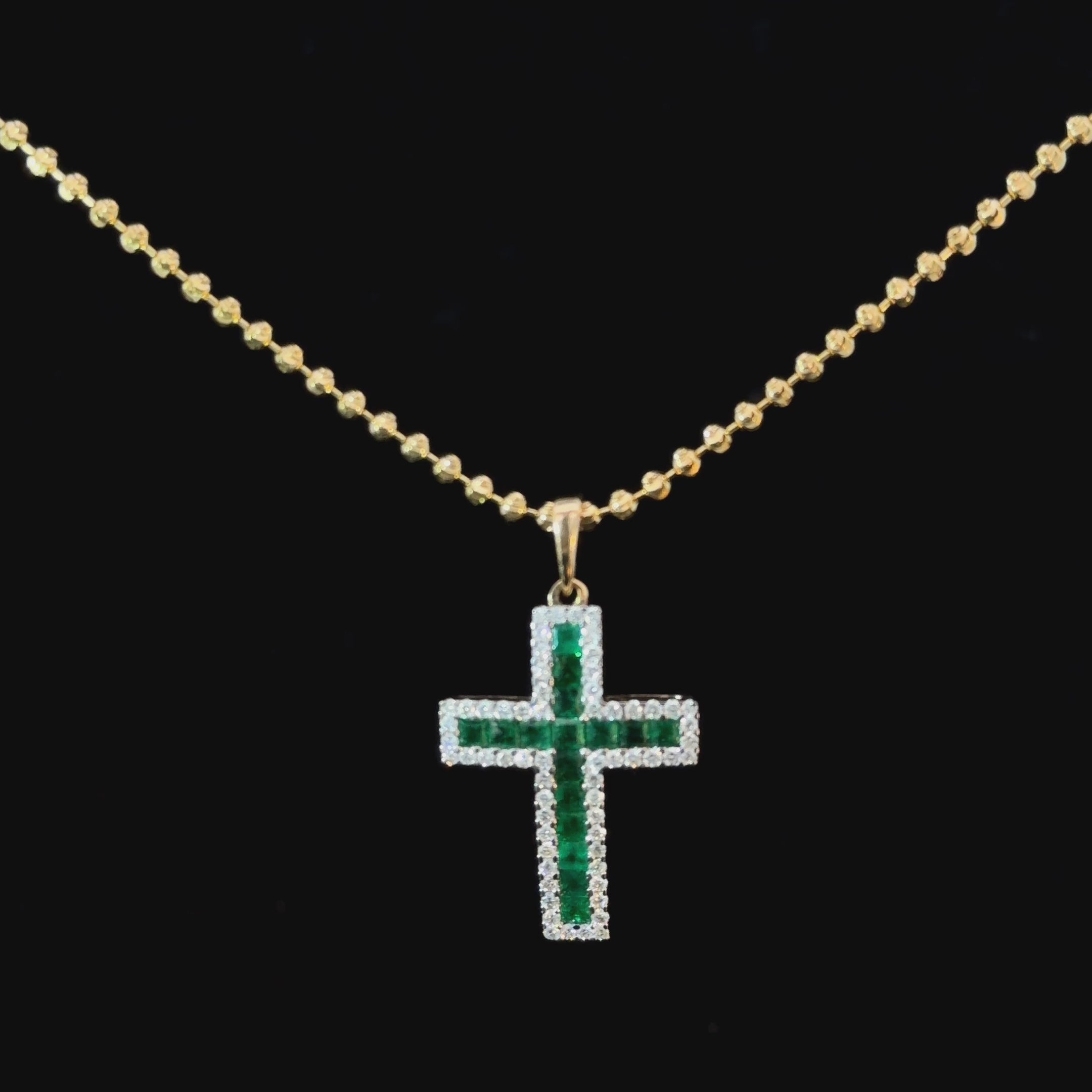 Emerald Radiance Diamond Cross Necklace – 14K Gold